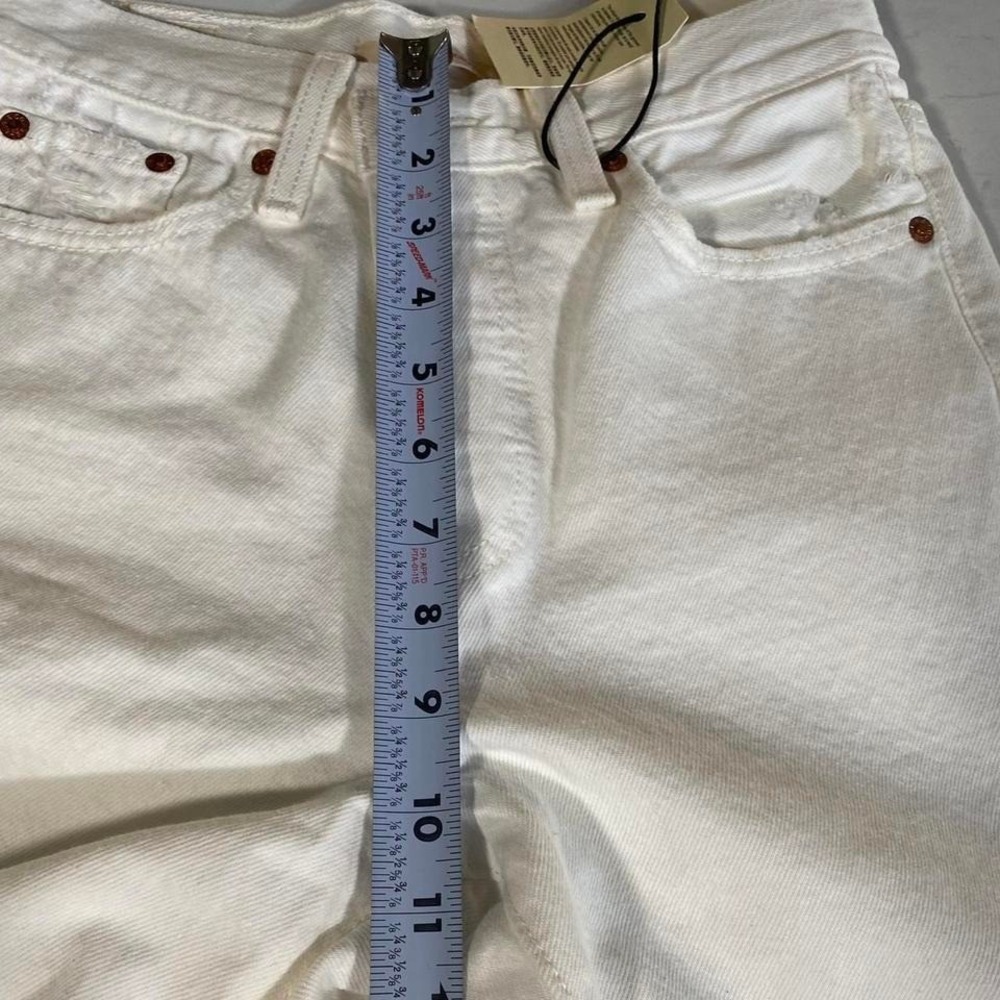 Levi's White Straight Leg Women’s Jeans - Wedgie Straight - Picture 8 of 8